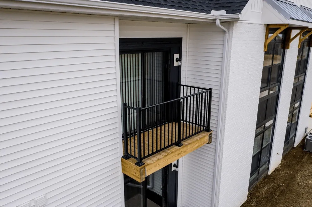 Landscaped courtyard and outdoor seating